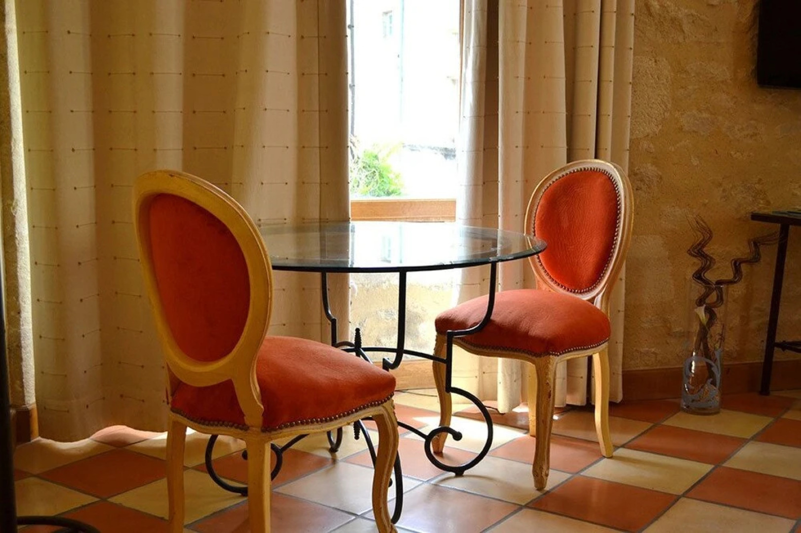 Les Feuilles dAcanthe