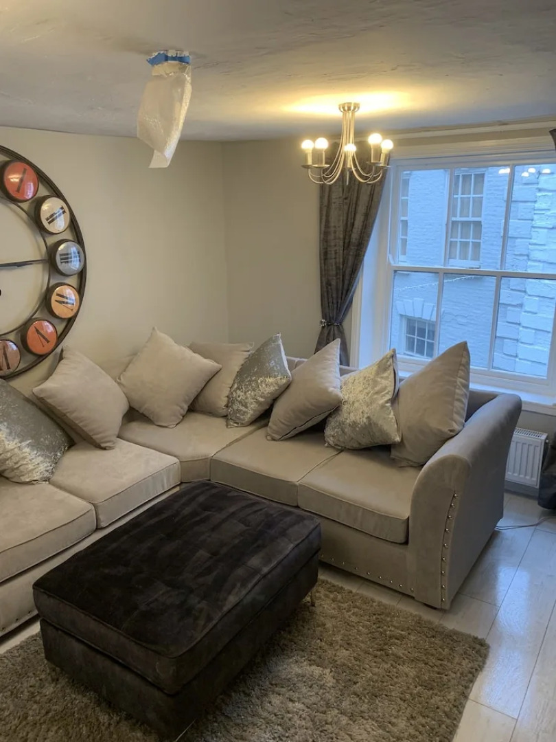 Impeccable 1-bed Apartment in the Heart of Hexham