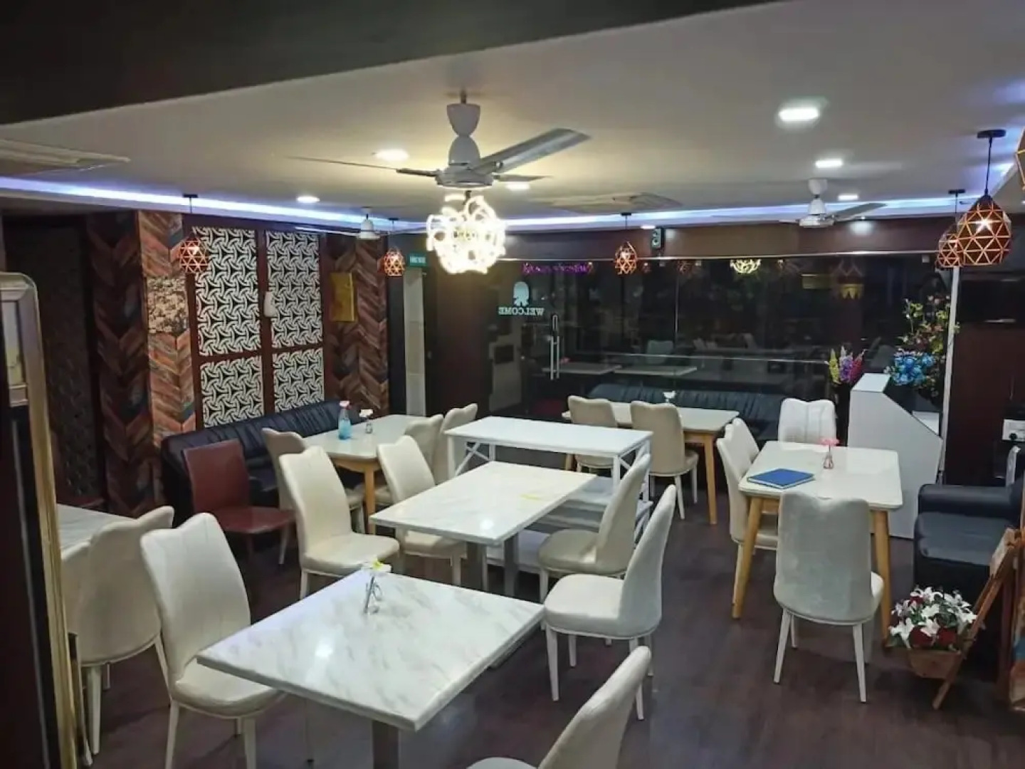 Hotel Dwaraka Inn