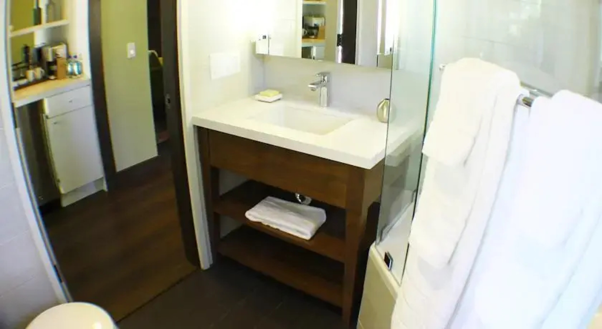 JUSTIN Vineyards & Winery