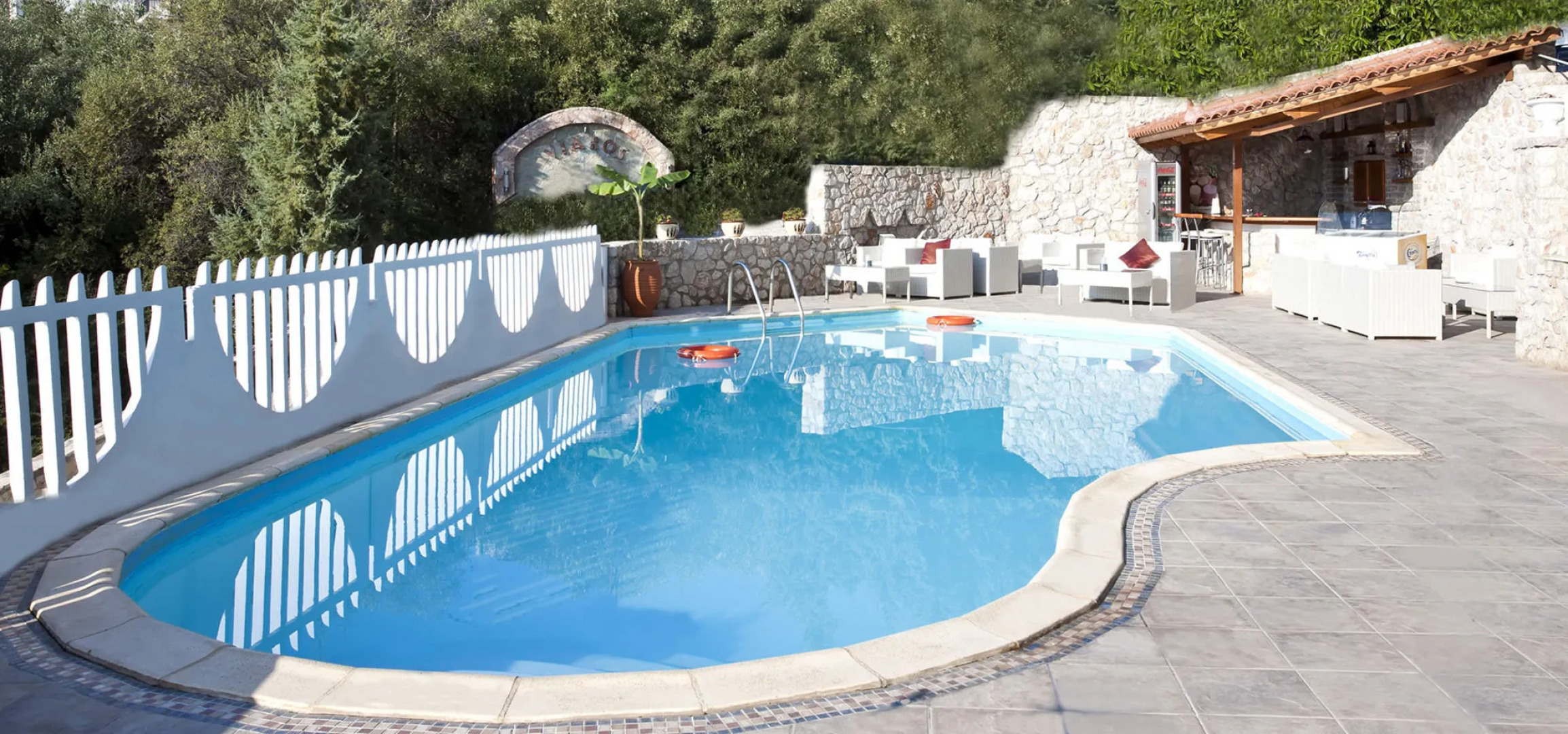 Viaros Hotel Apartments