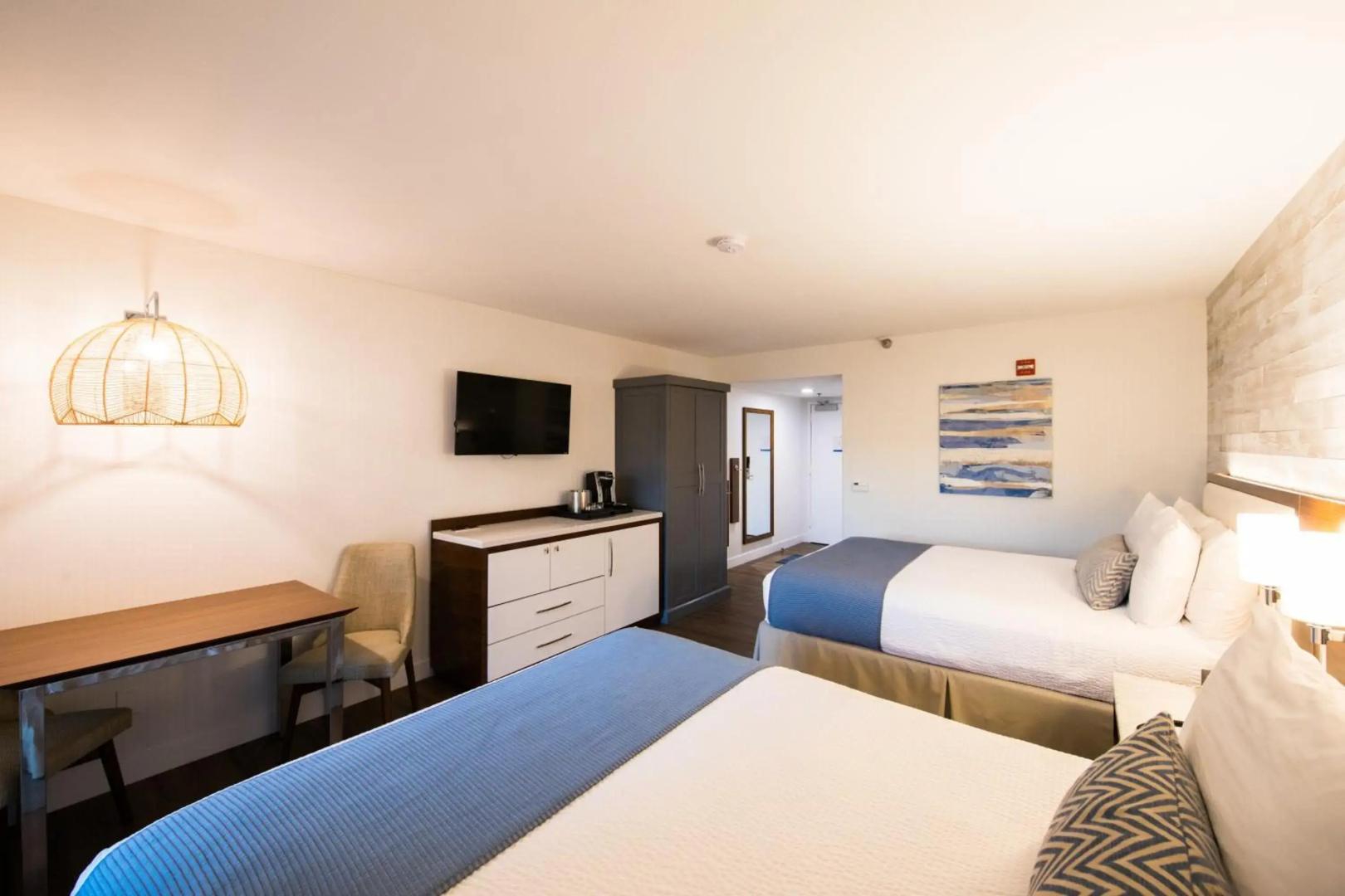 SeaCrest OceanFront Hotel