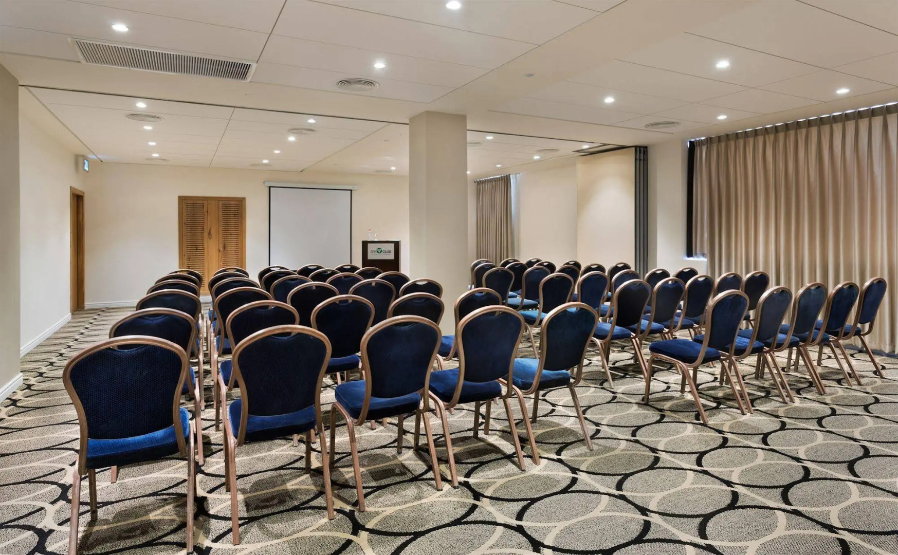 Oasis Spa Club Dead Sea Hotel