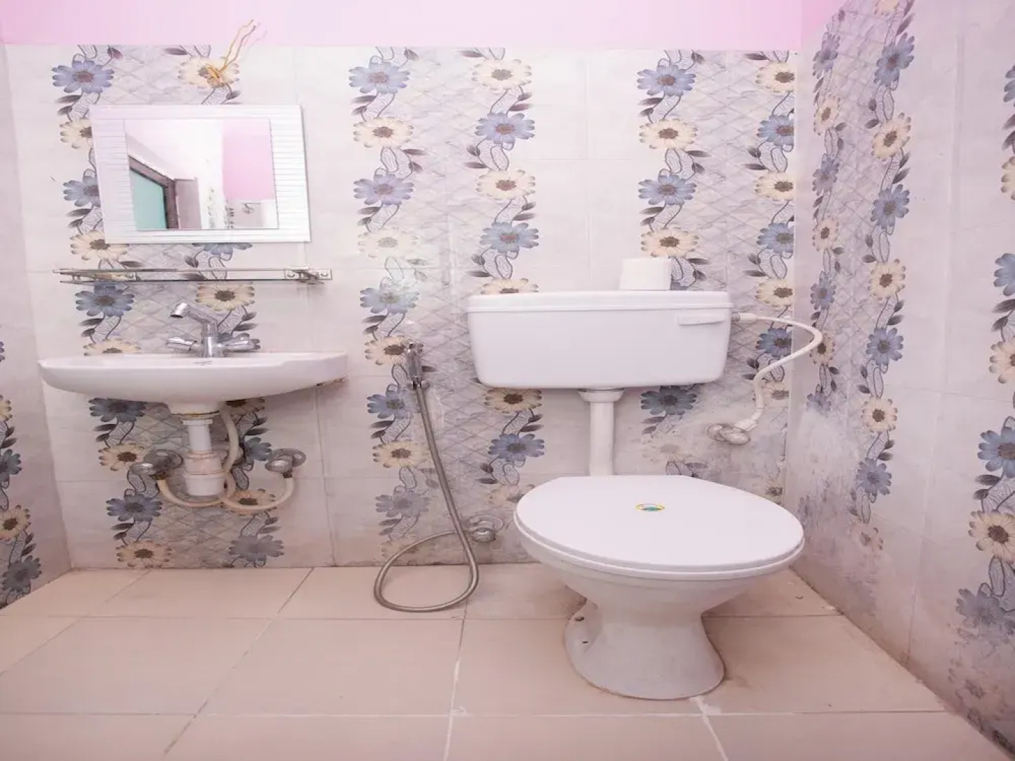 SPOT ON 528 Hotel Gautam Buddha