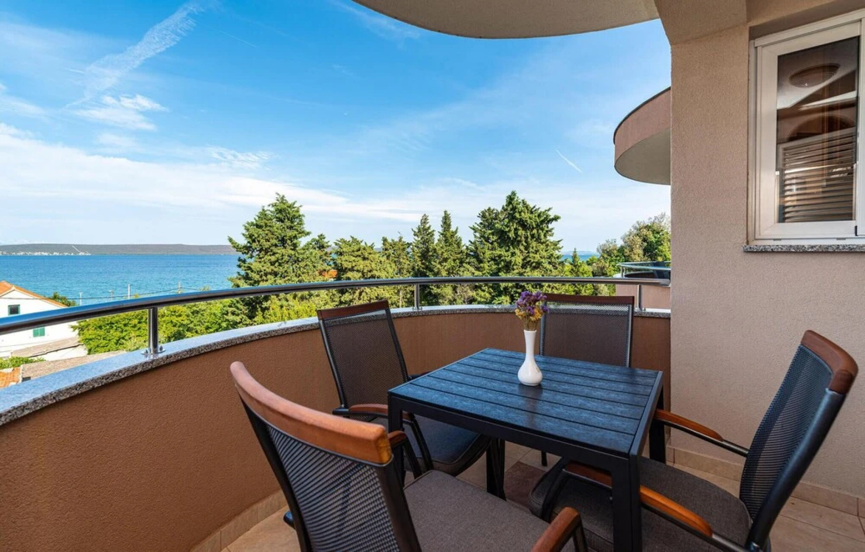 Amazing Home in Zdrelac With Wifi and 6 Bedrooms