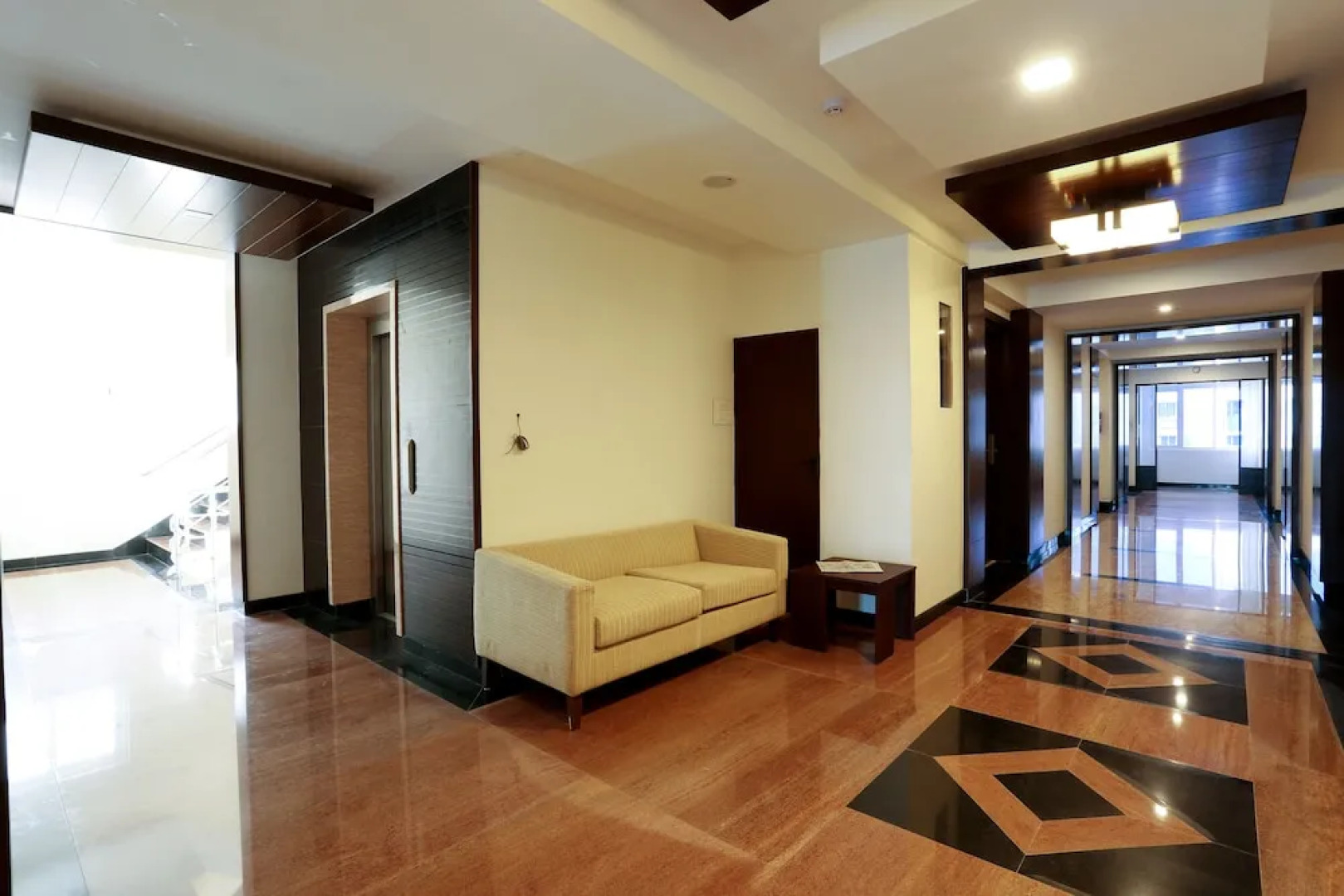 Hotel Seetharam Select