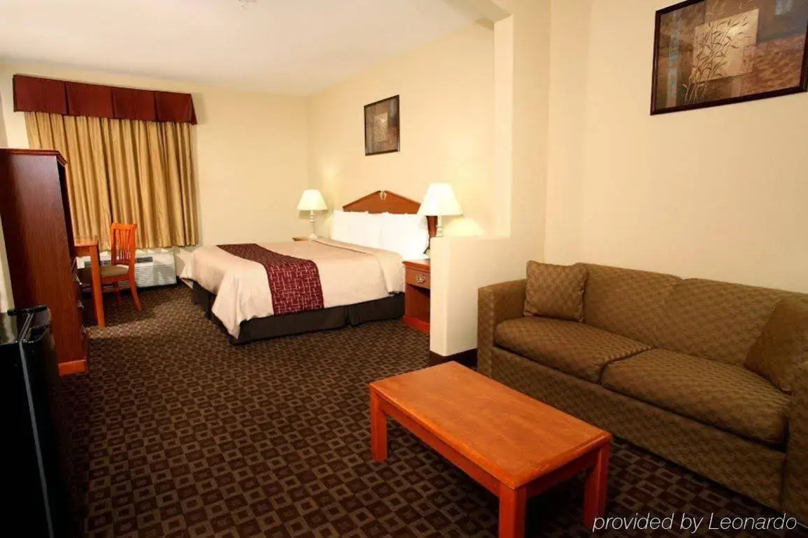 Red Roof Inn & Suites Lake Charles