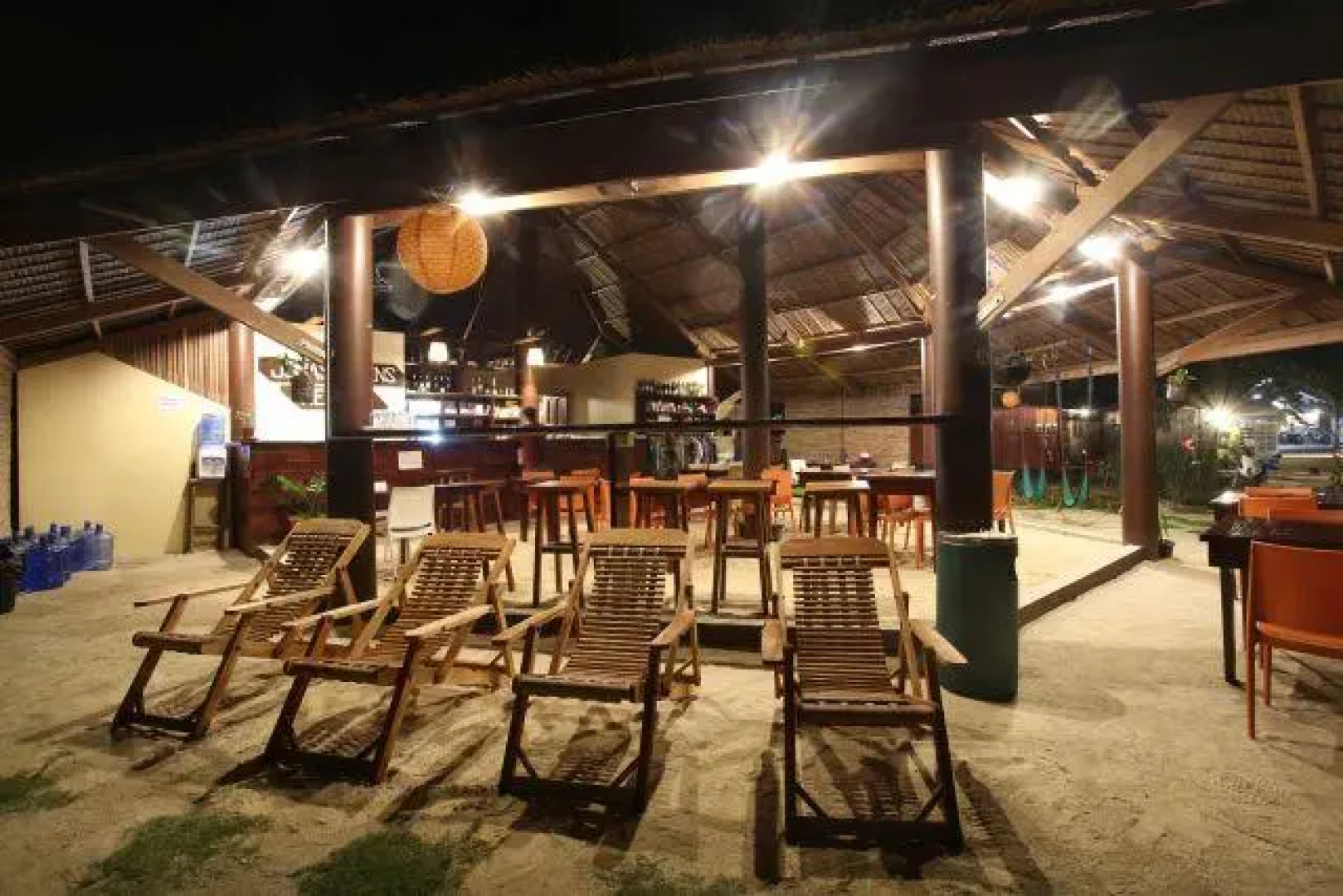 Jonas & Twins Resort