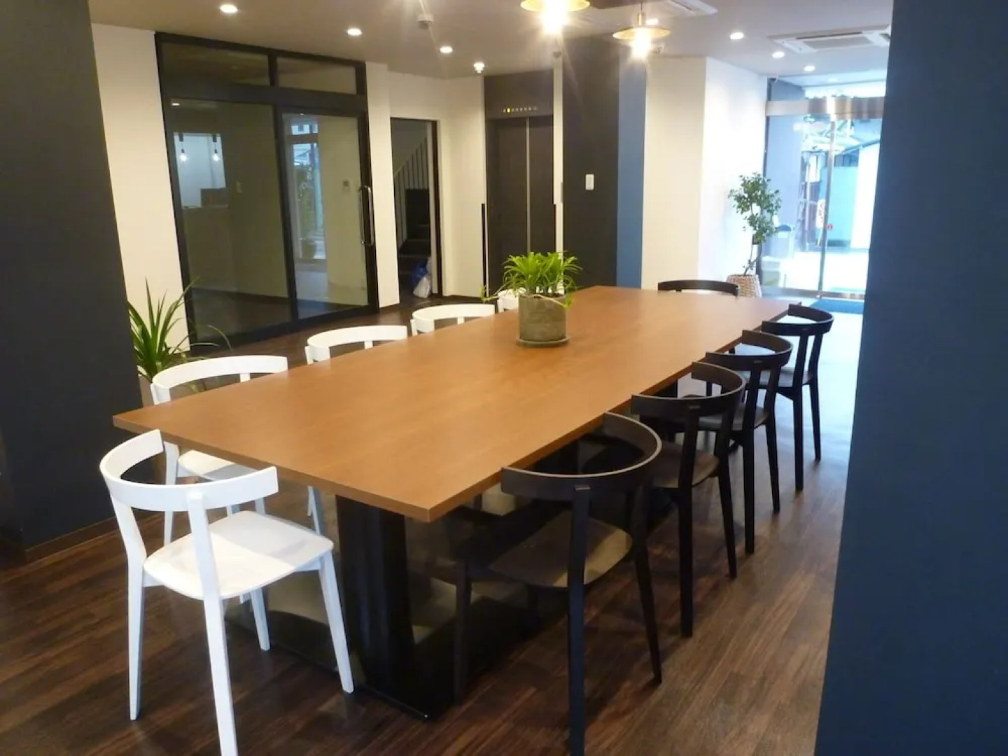 Hirakata Crystal Hotel - Adult Only