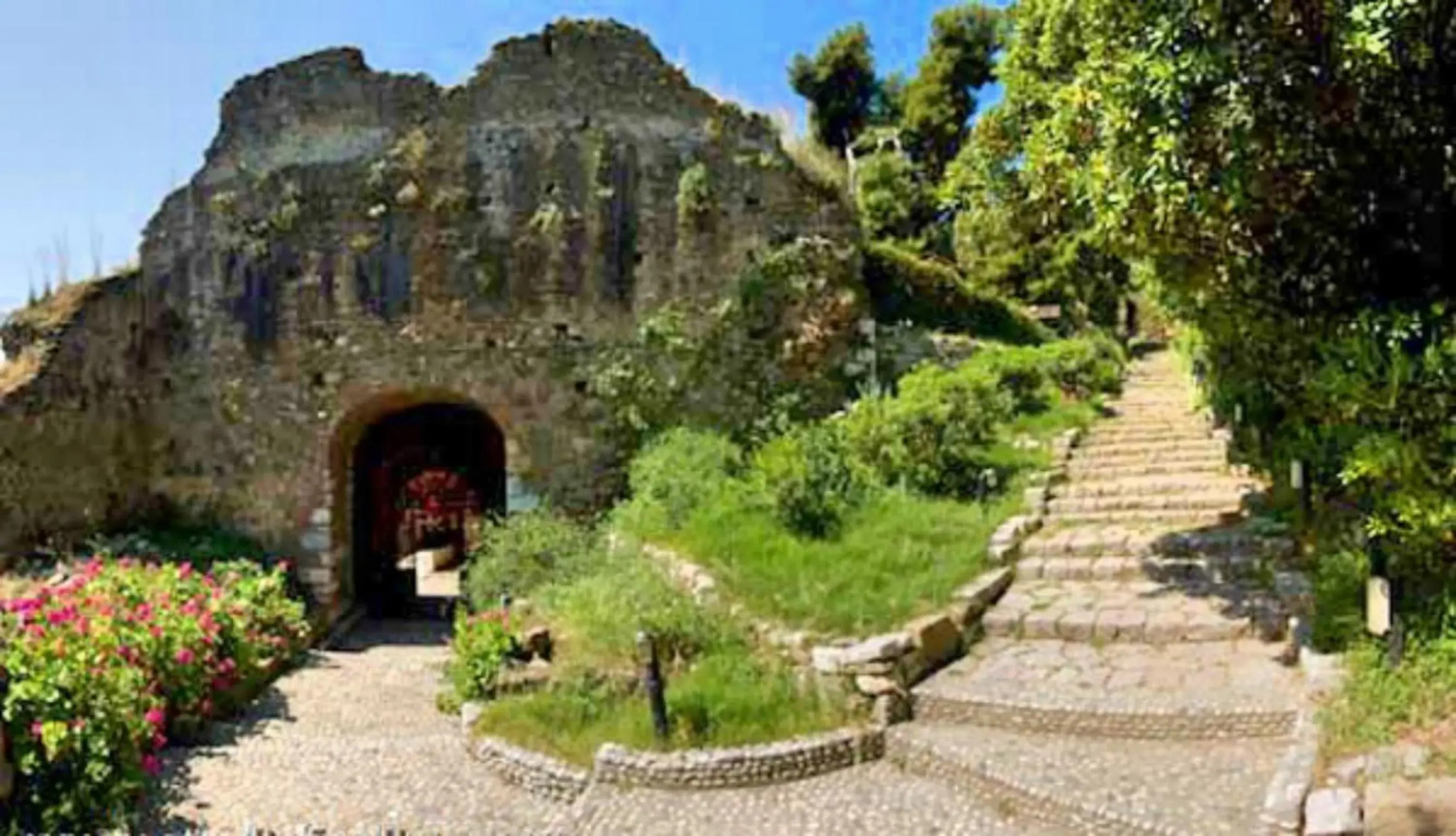 Comfy Boutique Hotel