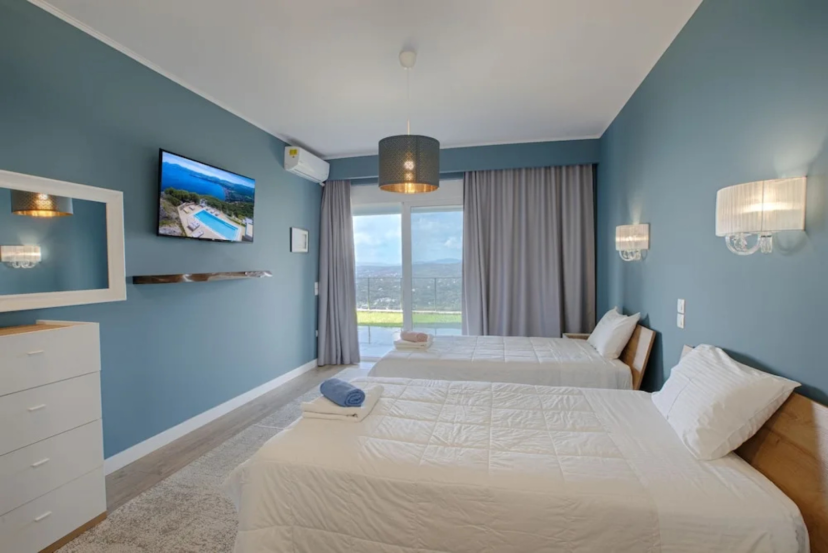 Luxury Villas by Monika Experiences