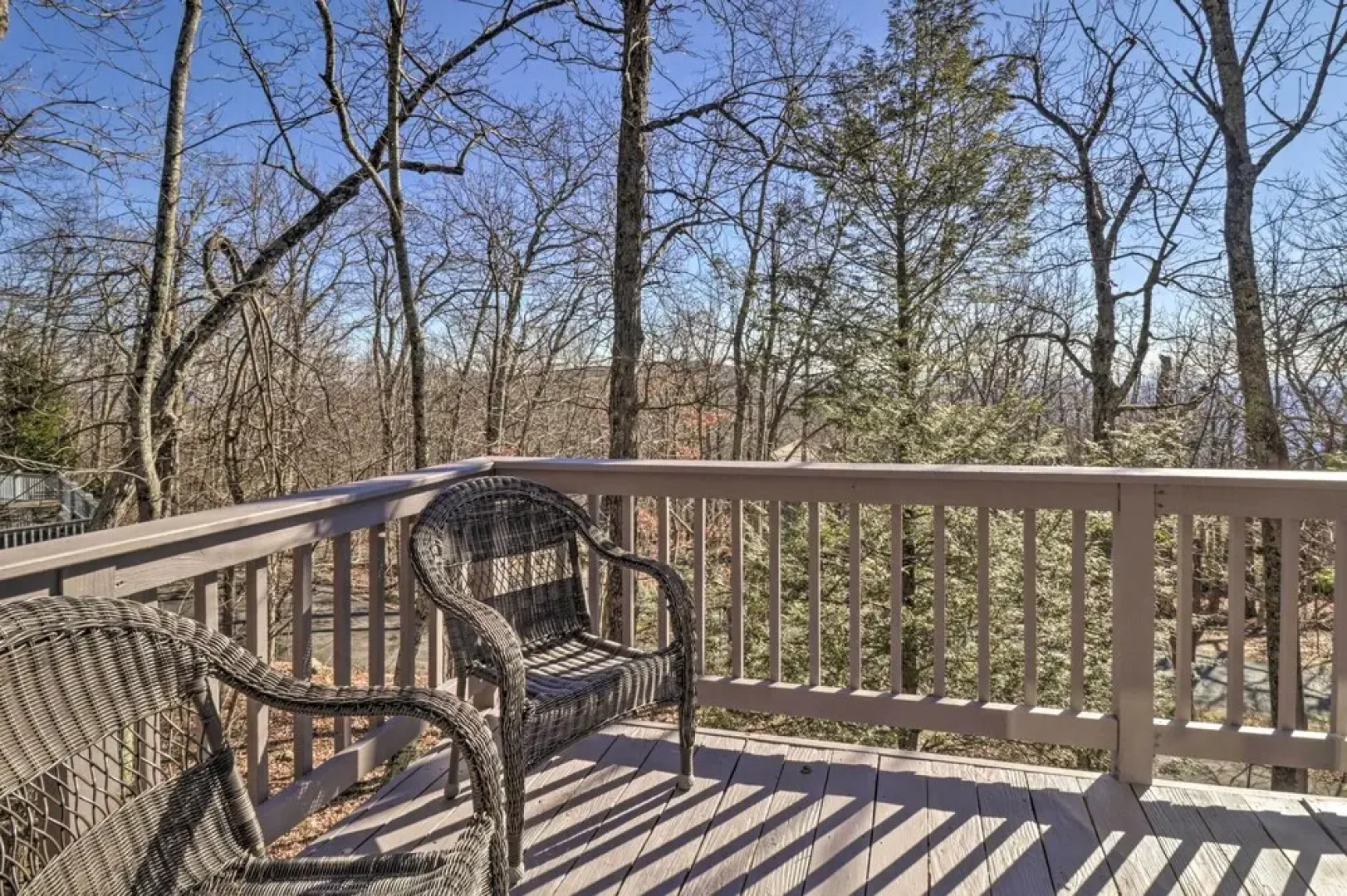 Rustic Getaway With Fireplace - Walk to Slopes!