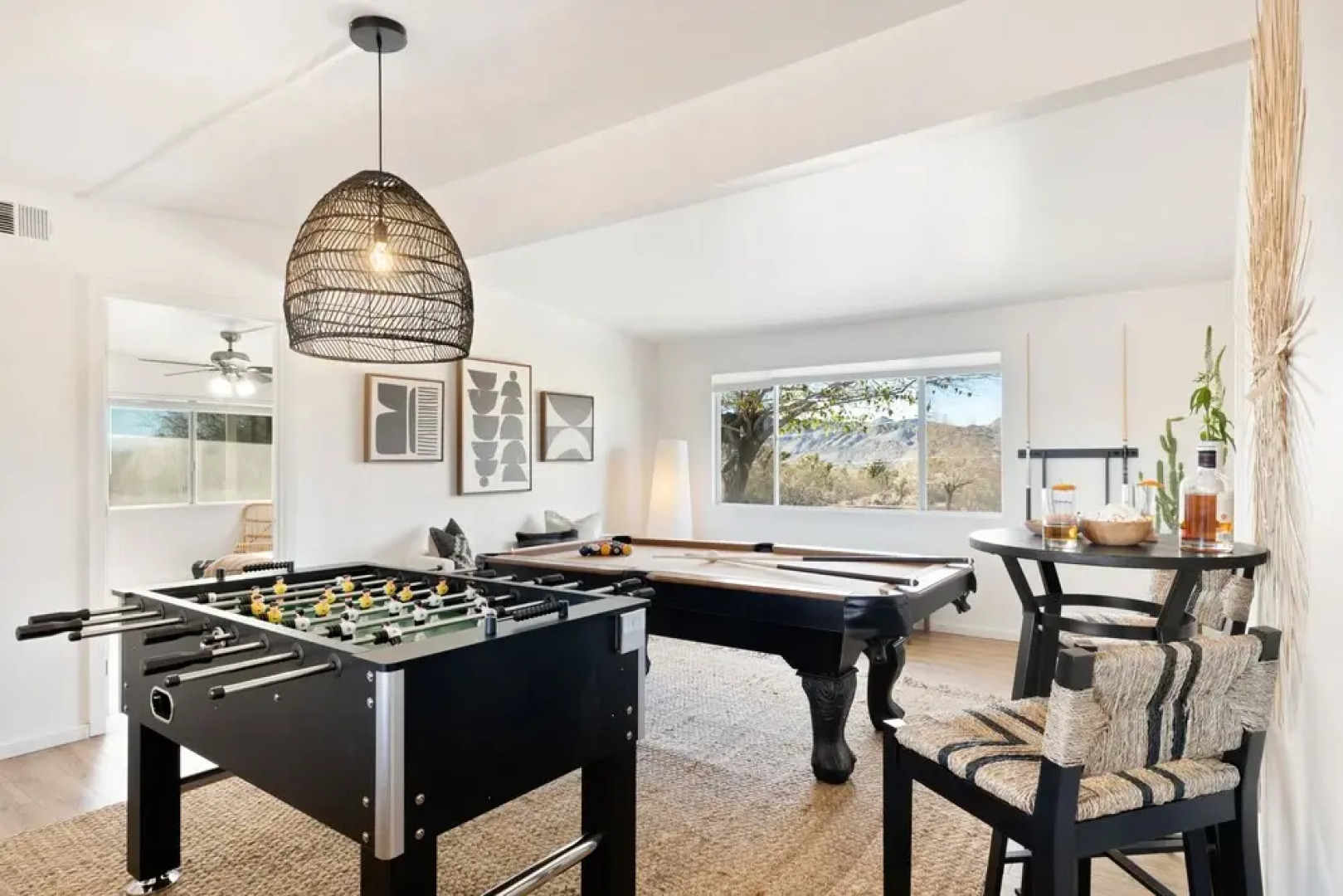 Acacia By Avantstay - Modern J Tree Escape w Cowboy Pool, Fire Pit, Ping Pong & Pool Table