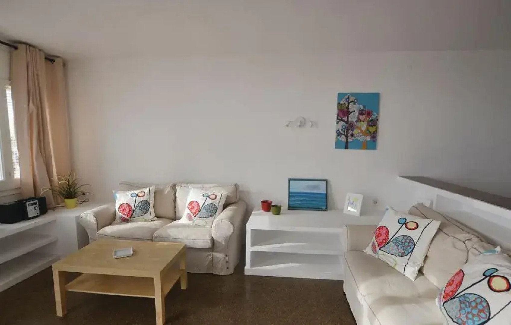 Duplex en frente de la playa al lado de Barcelona