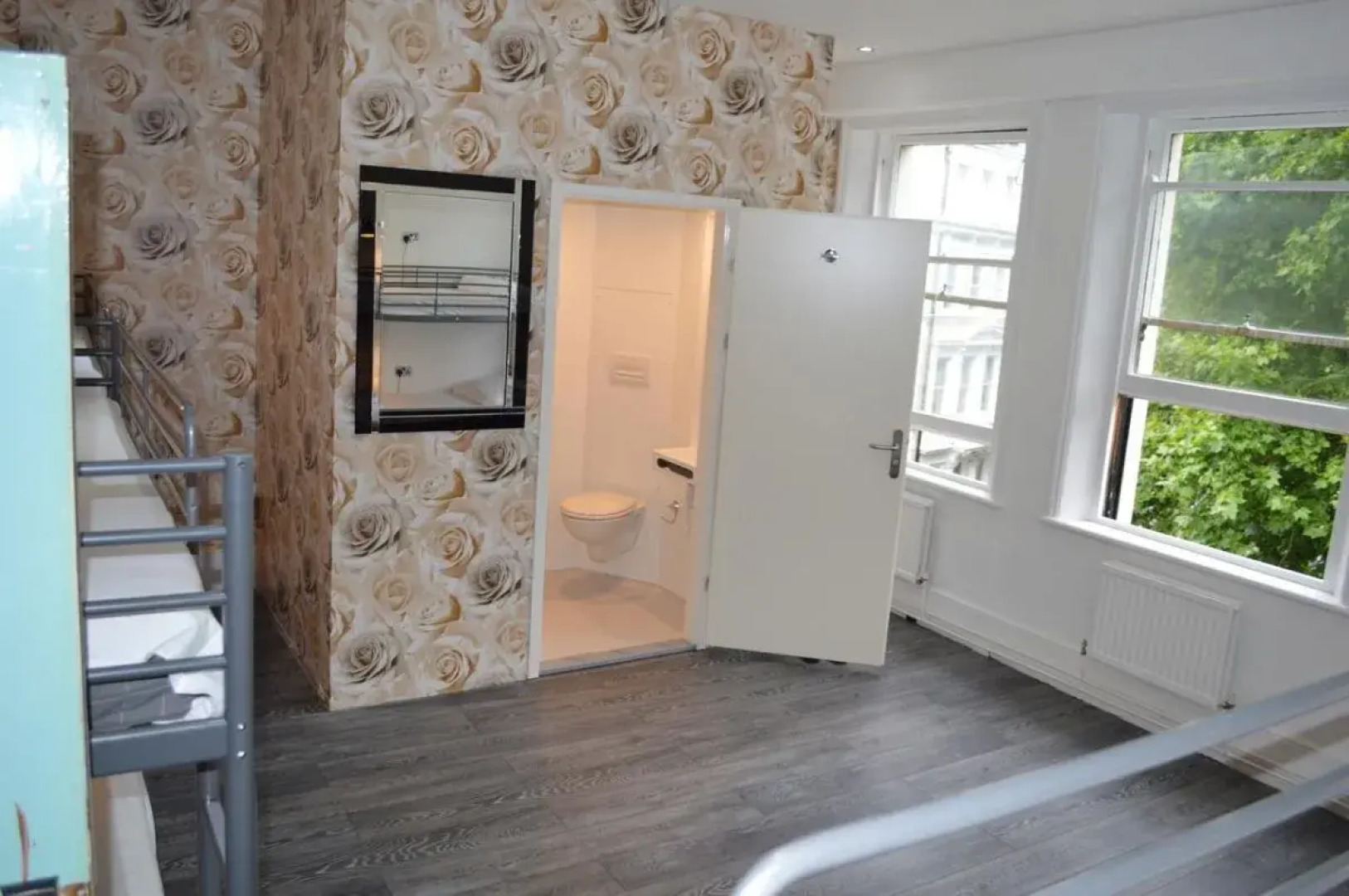 Barkston Rooms Earl's Court (formerly Londonears Hostel)