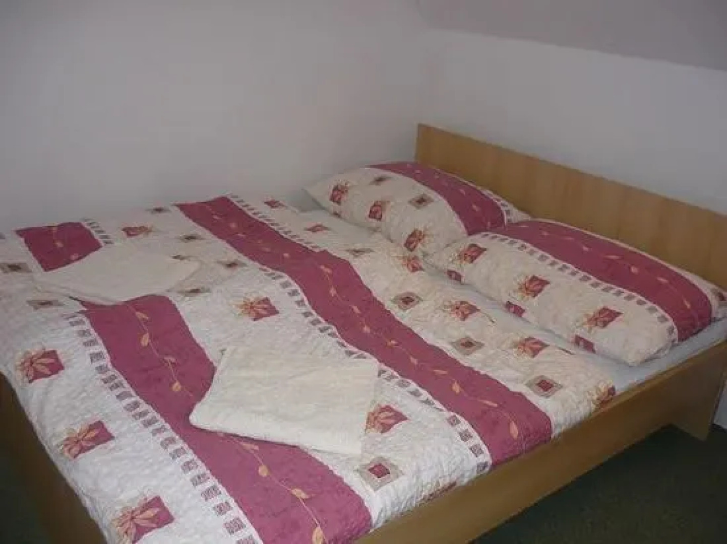 Vinný Sklep Monty Velké Bílovice