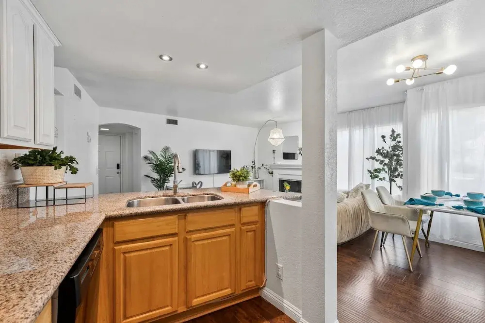 Modern Cozy Retreat With Pool Fireplace