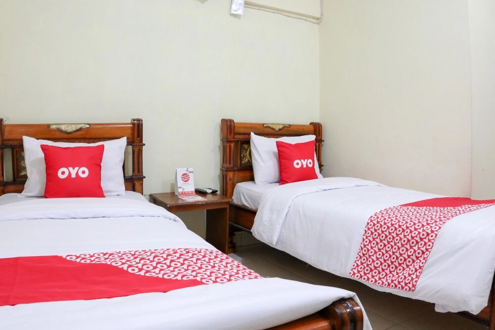 Hotel Almadinah Syariah by OYO Rooms