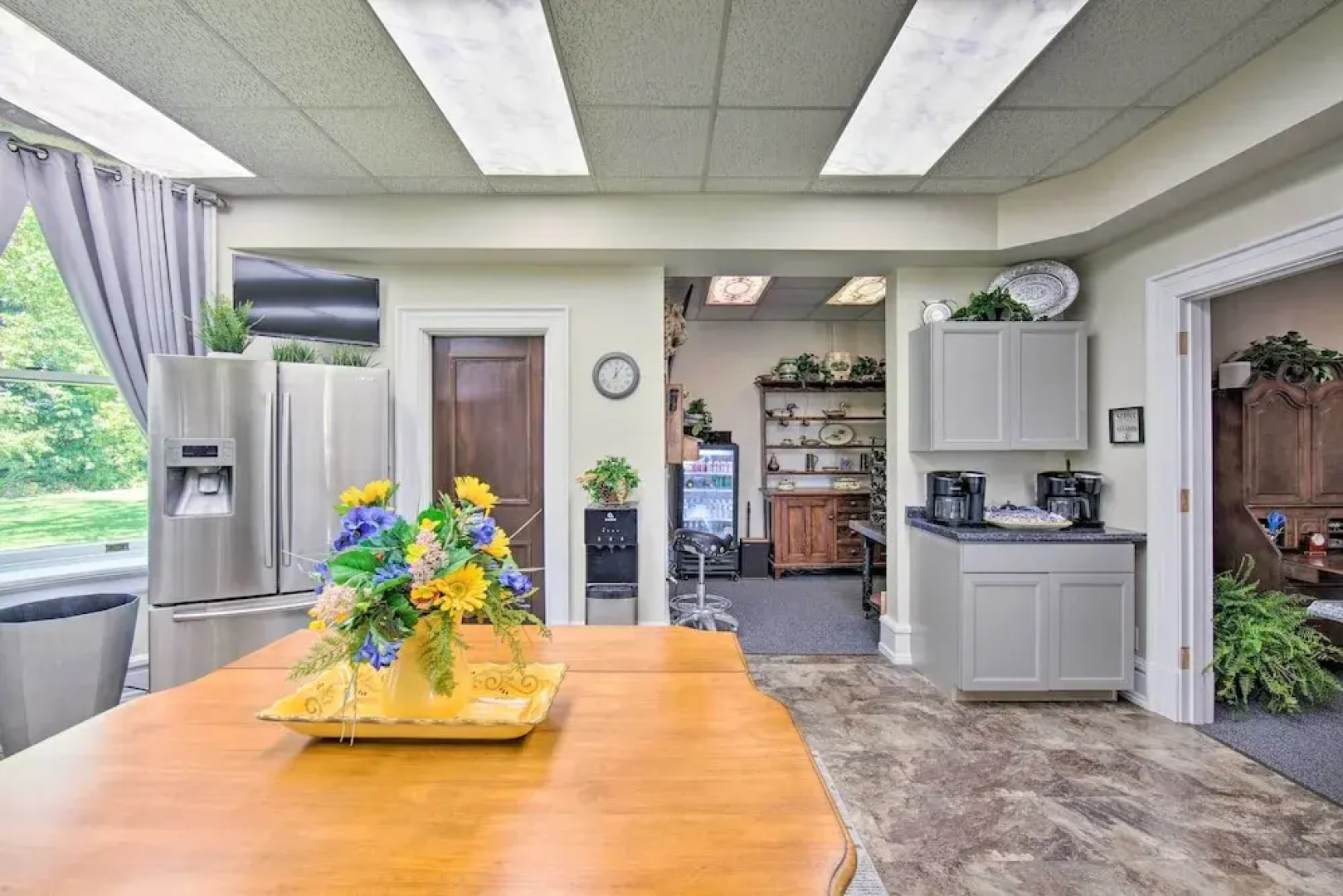 8 Mi to Hersheypark: Luxe Manor in Annville