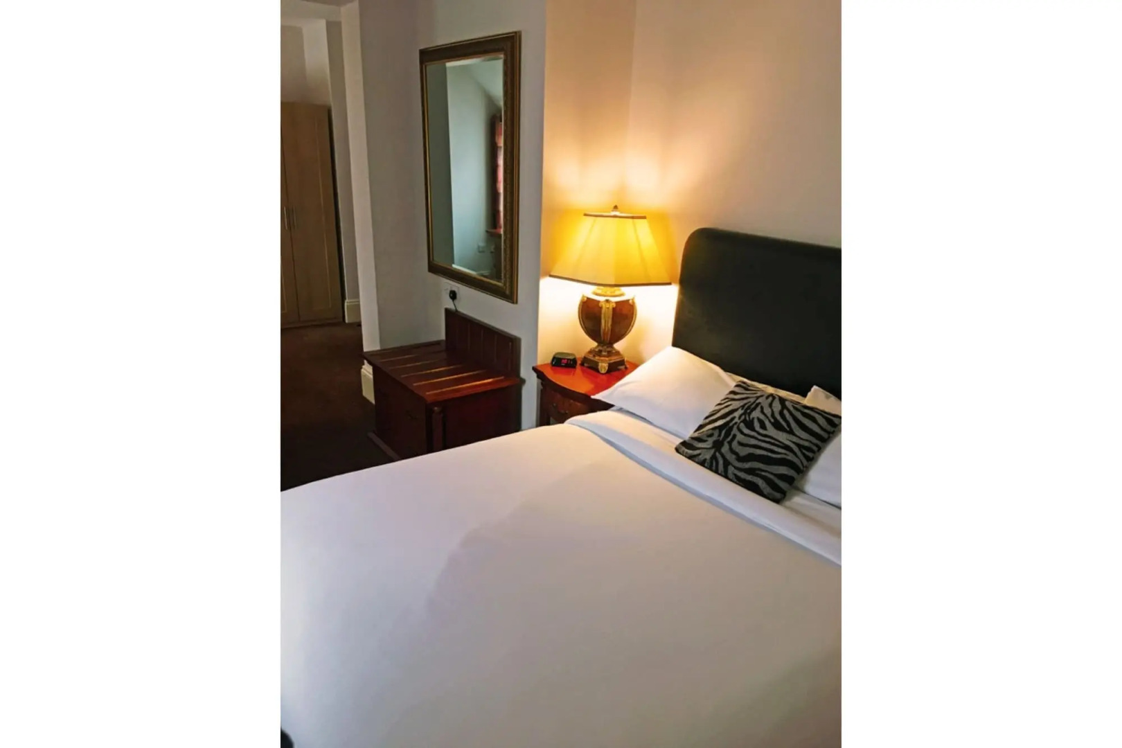 The White Horse Hotel