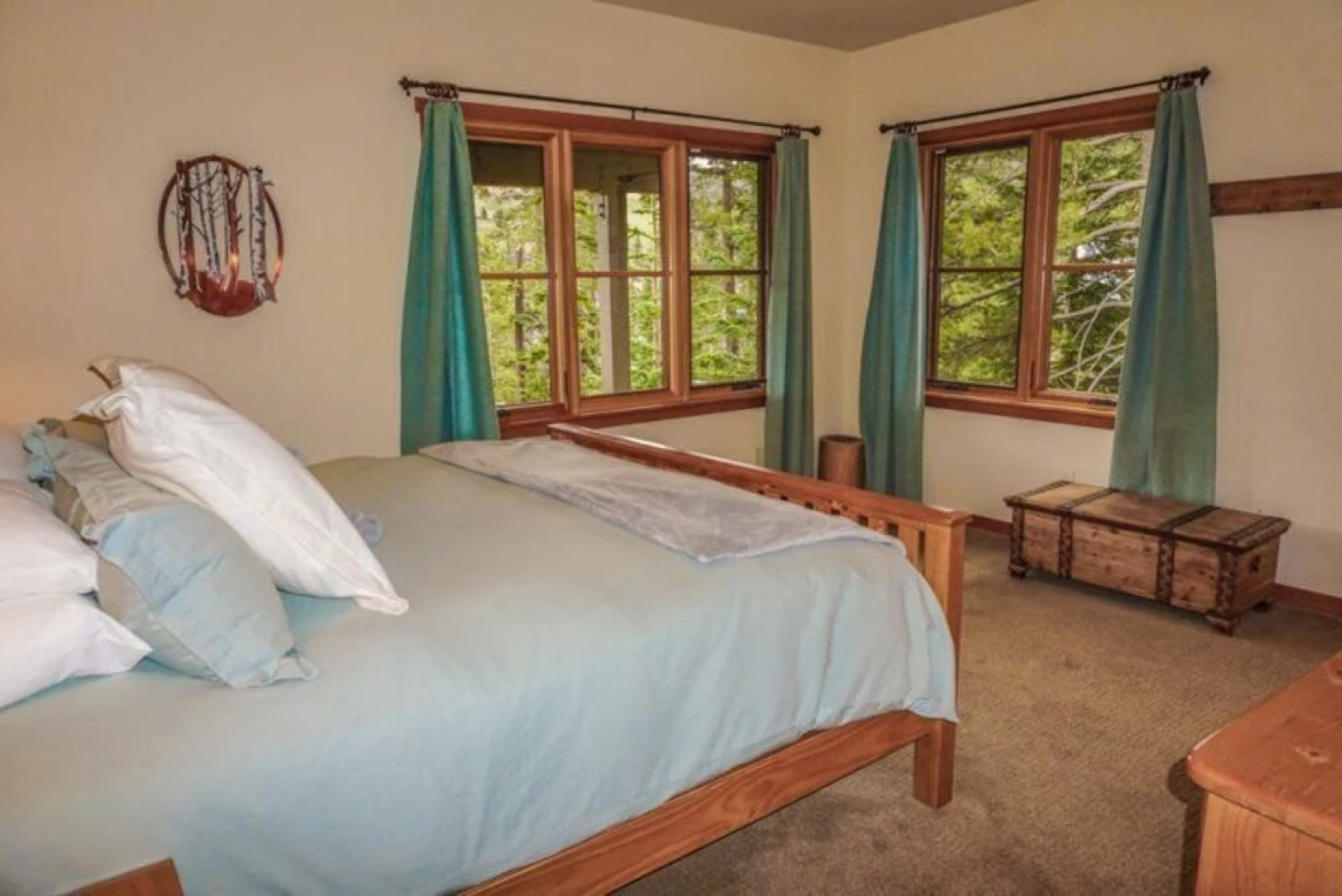 Palisades at Kirkwood Ski in out Luxury Home by RedAwning