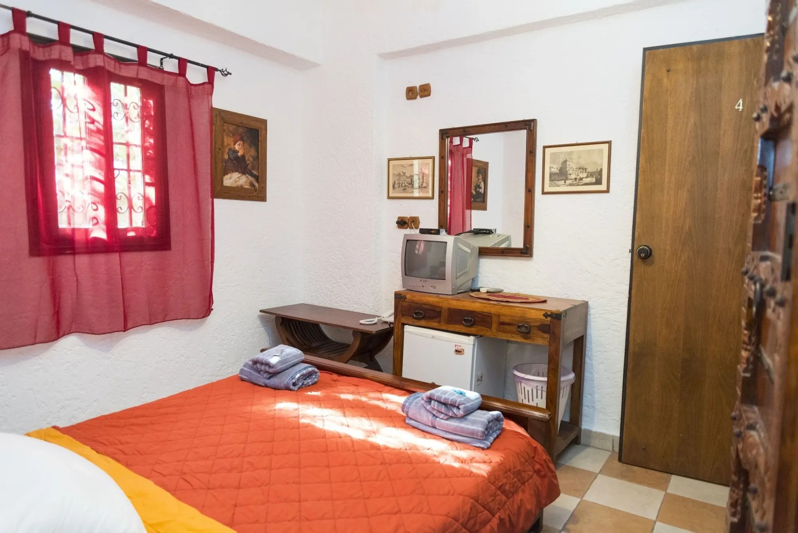 Spot Hotel