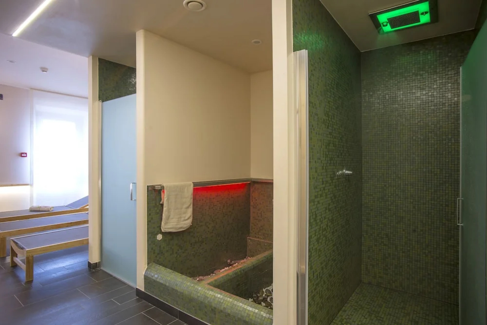 Albergo Ristorante Bucaneve