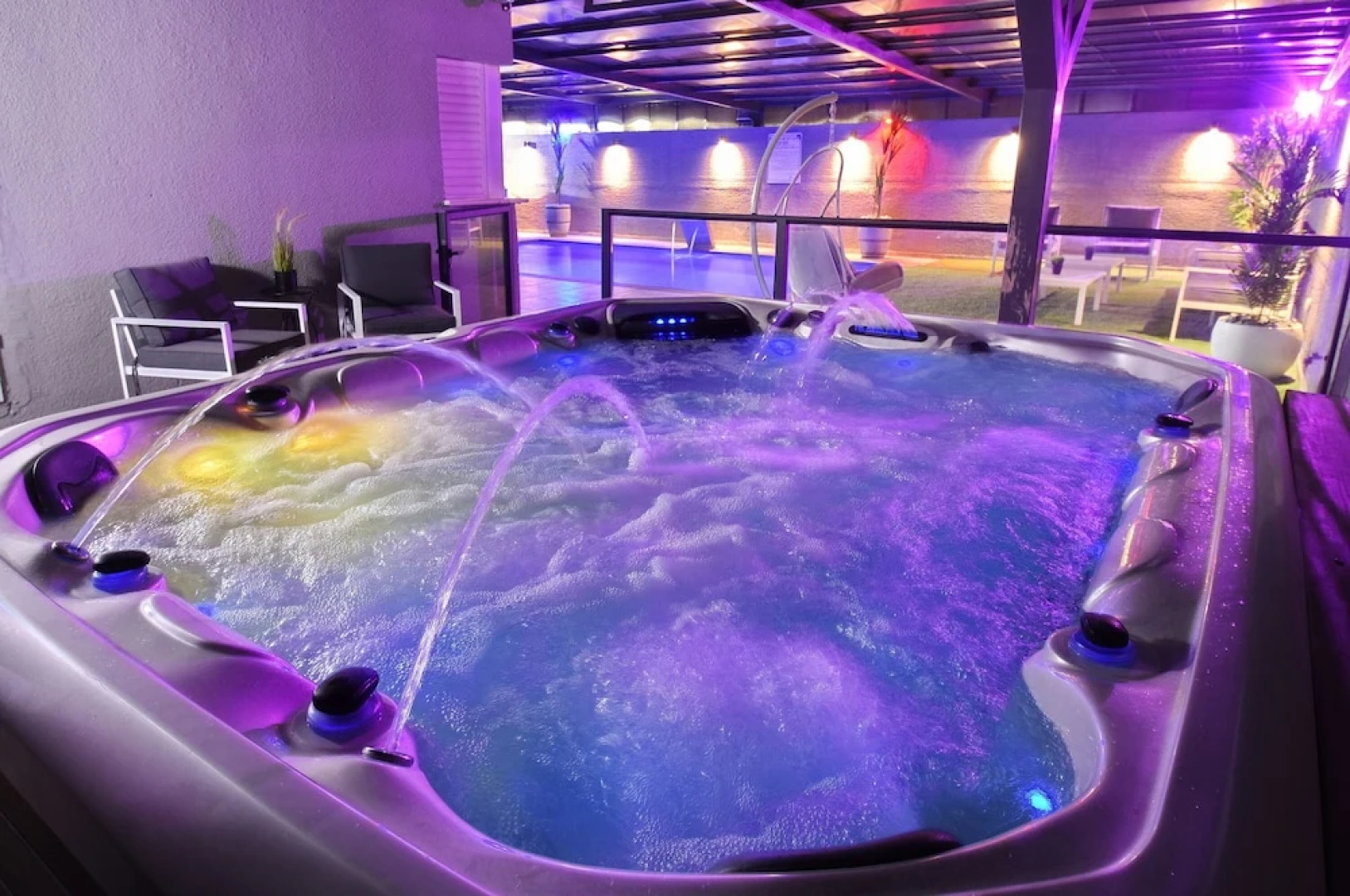 Luxury Villa with heated pool in Zfat