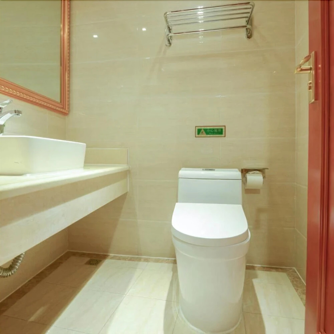 Vienna Hotel Guigang Central Square