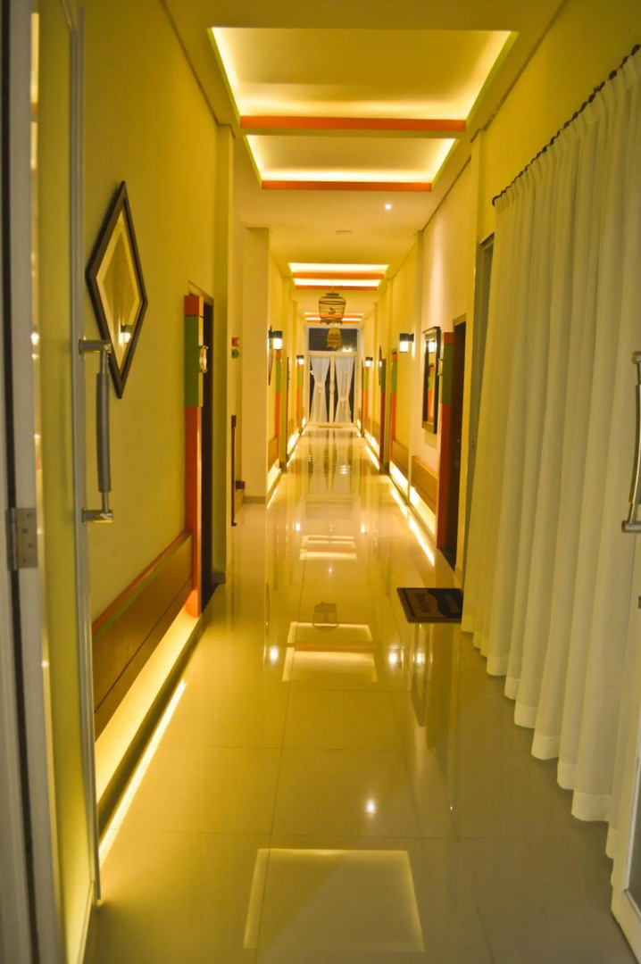 The Cabin Tanjung Hotel