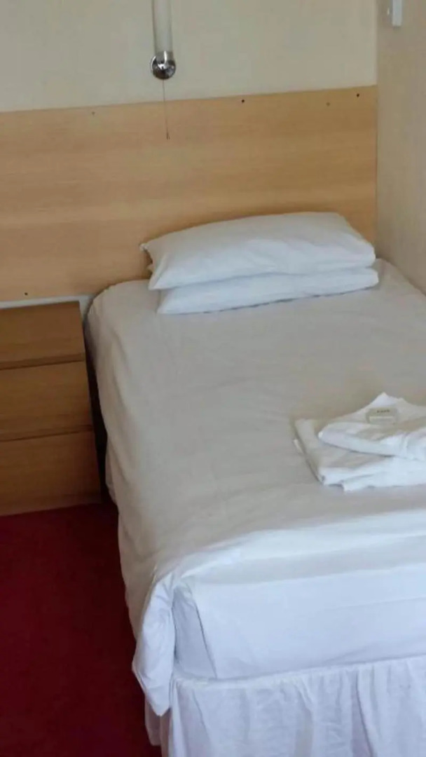 The Glastonbury Hotel