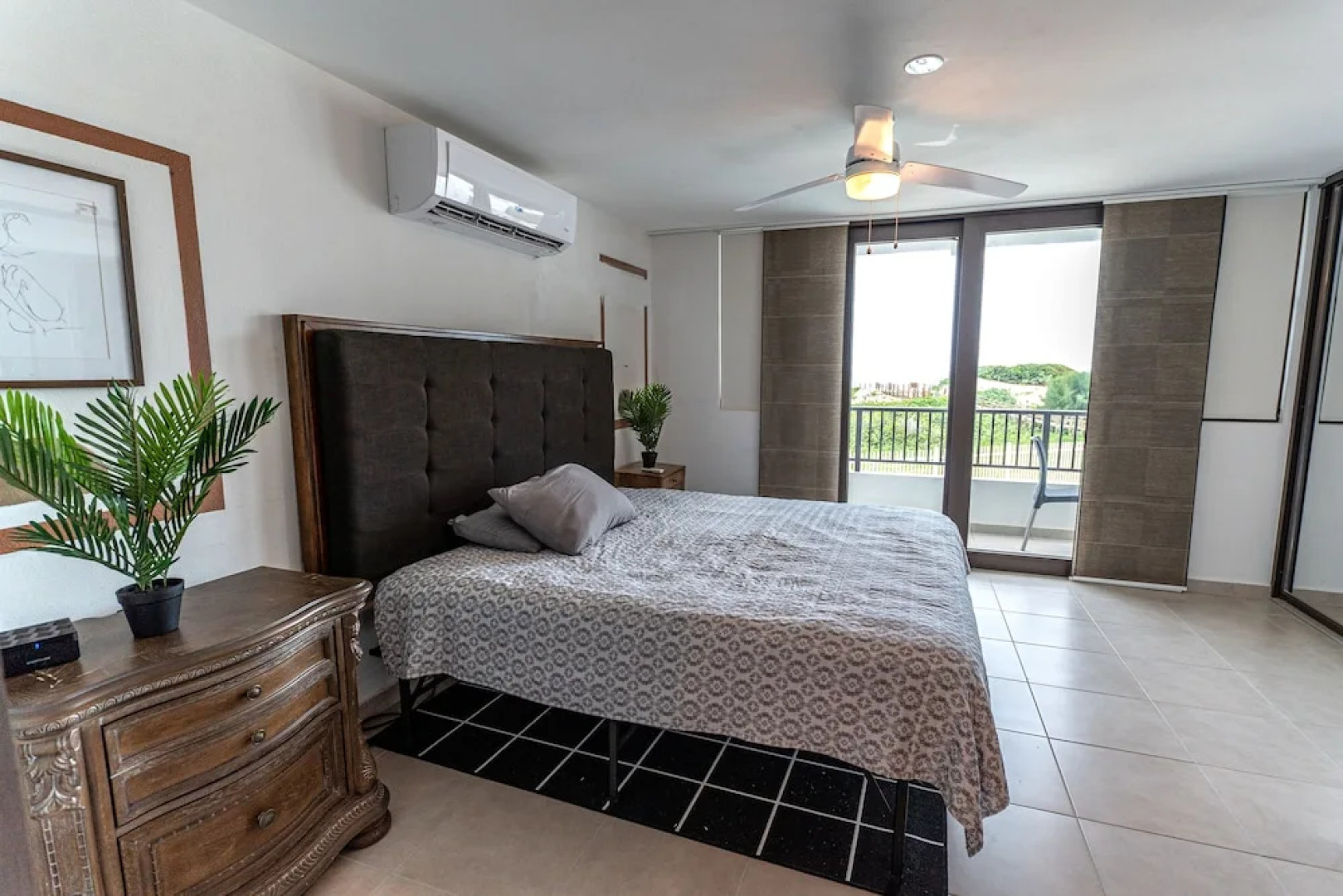 3 Bedroom Oceanfront Beach House