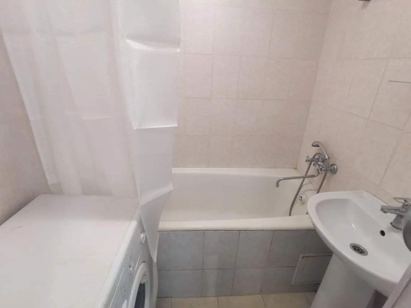 ZNS Rent (ЗНС Рент) на улице Луначарского 61