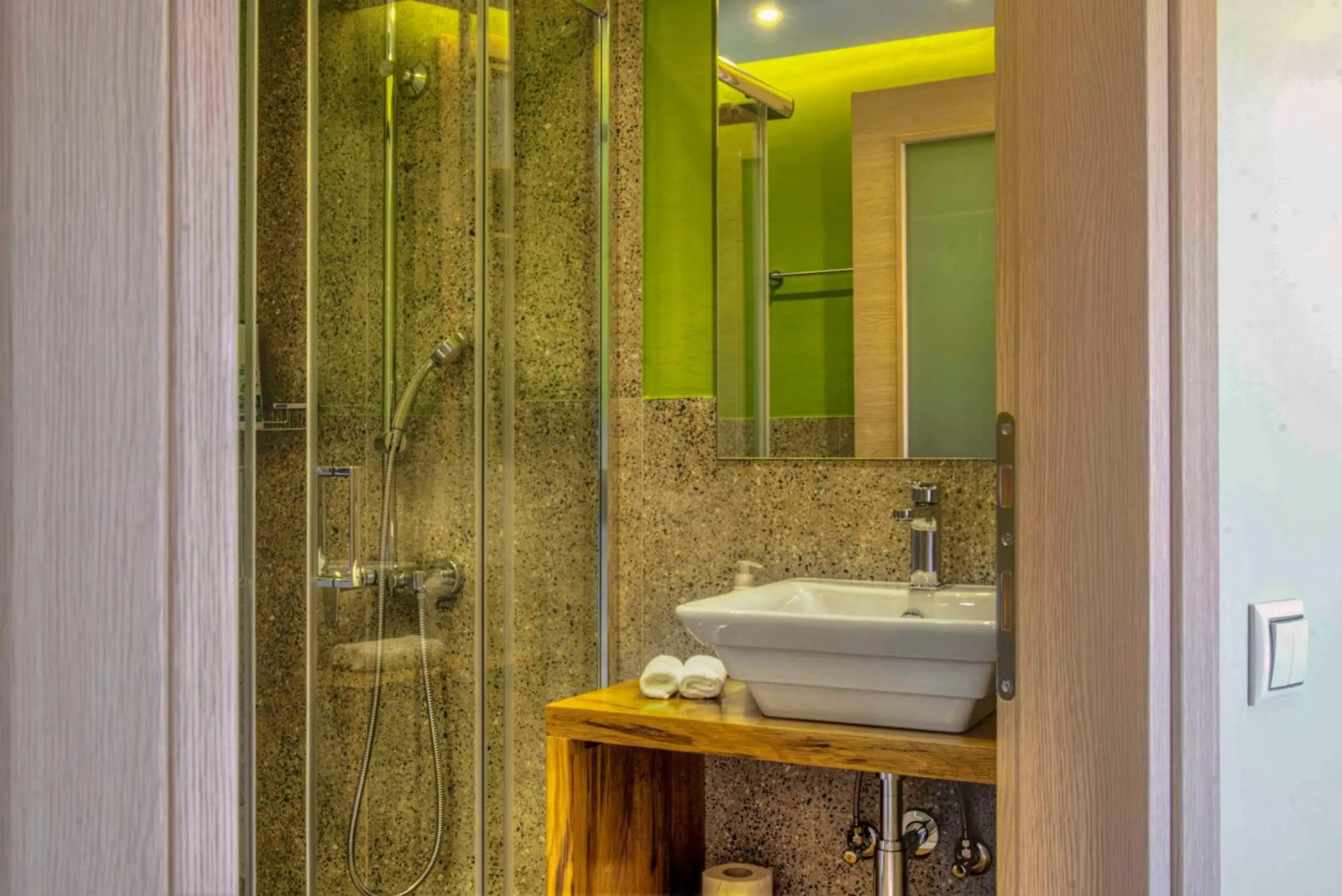 Tessera Villas Collection