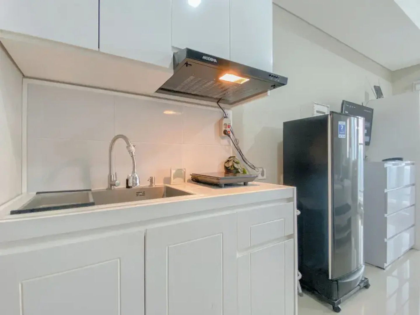 Comfy Studio At Lrt City Sentul - Royal Sentul Park Apartment