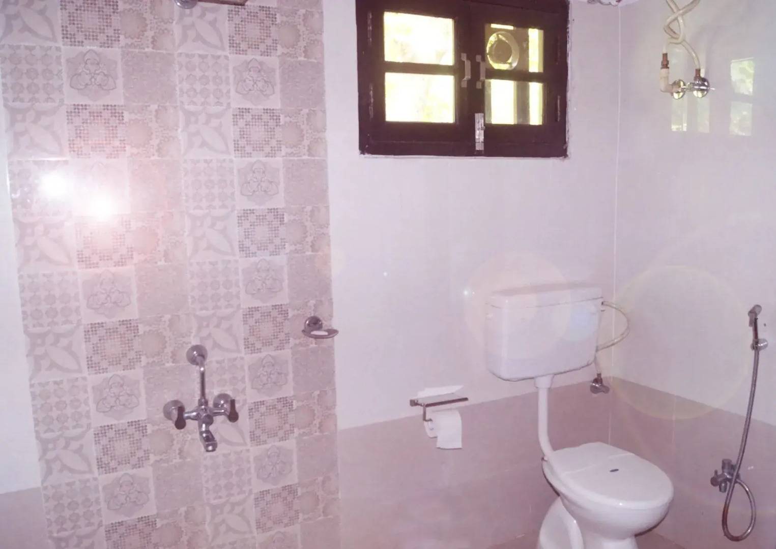 Jharana Jungle Lodge