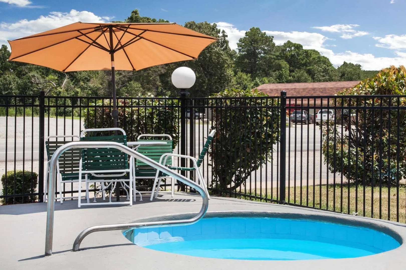 Days Inn by Wyndham Caddo Valley Arkadelphia