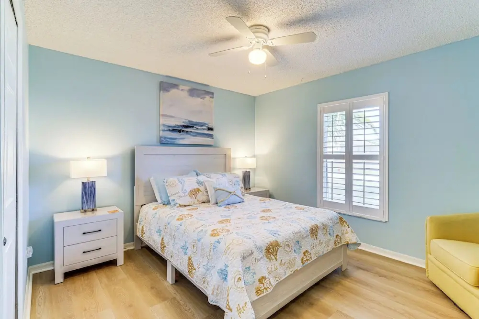 Private Yard & Screened Patio: Sunny Sebastian Gem