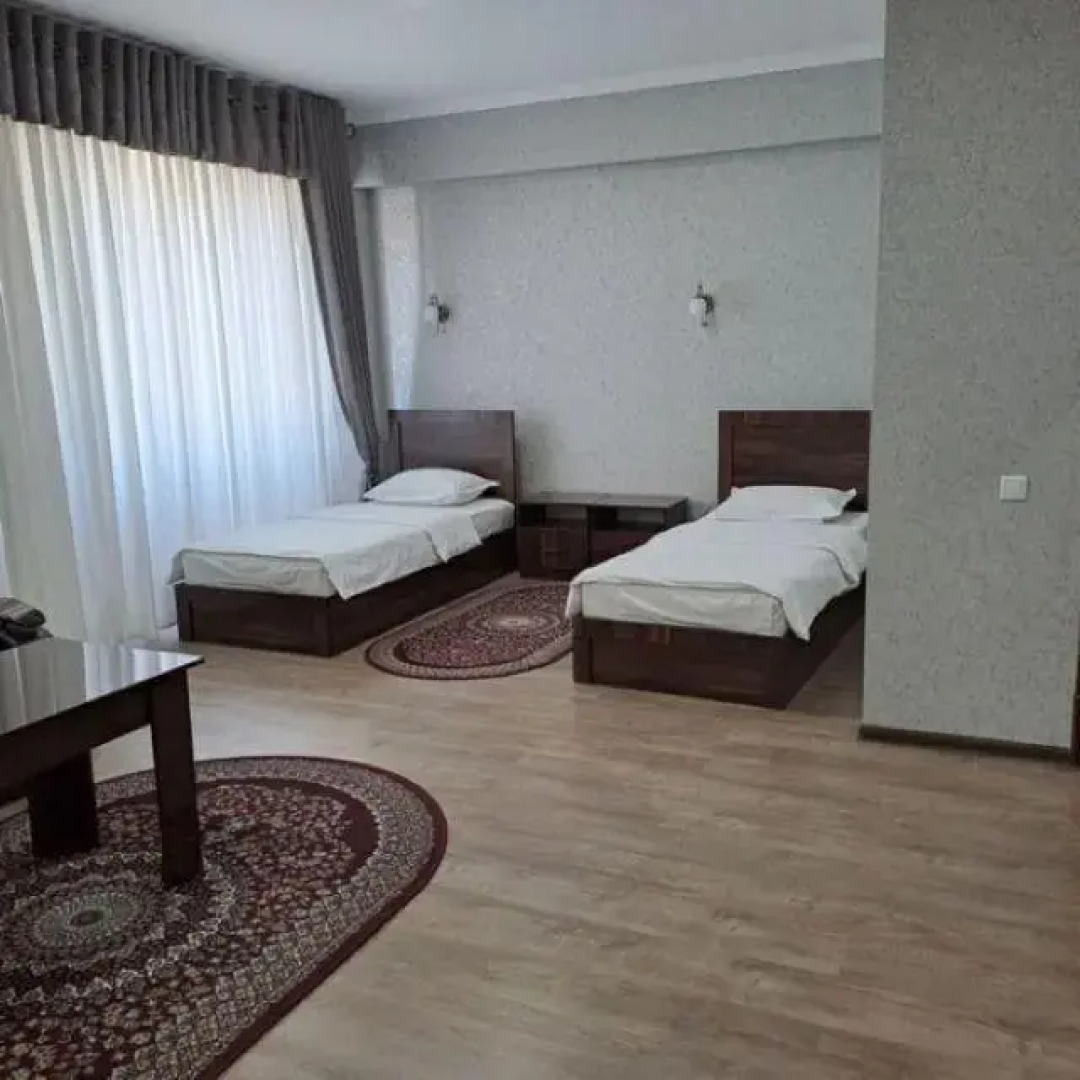 Гулистон Гранд