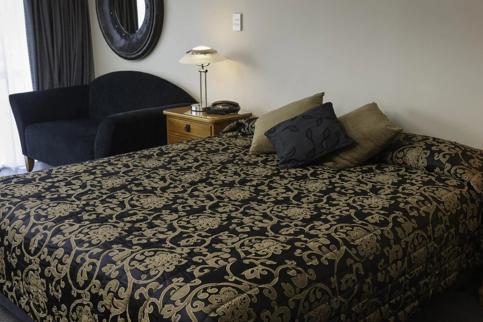 Picton Beachcomber Inn