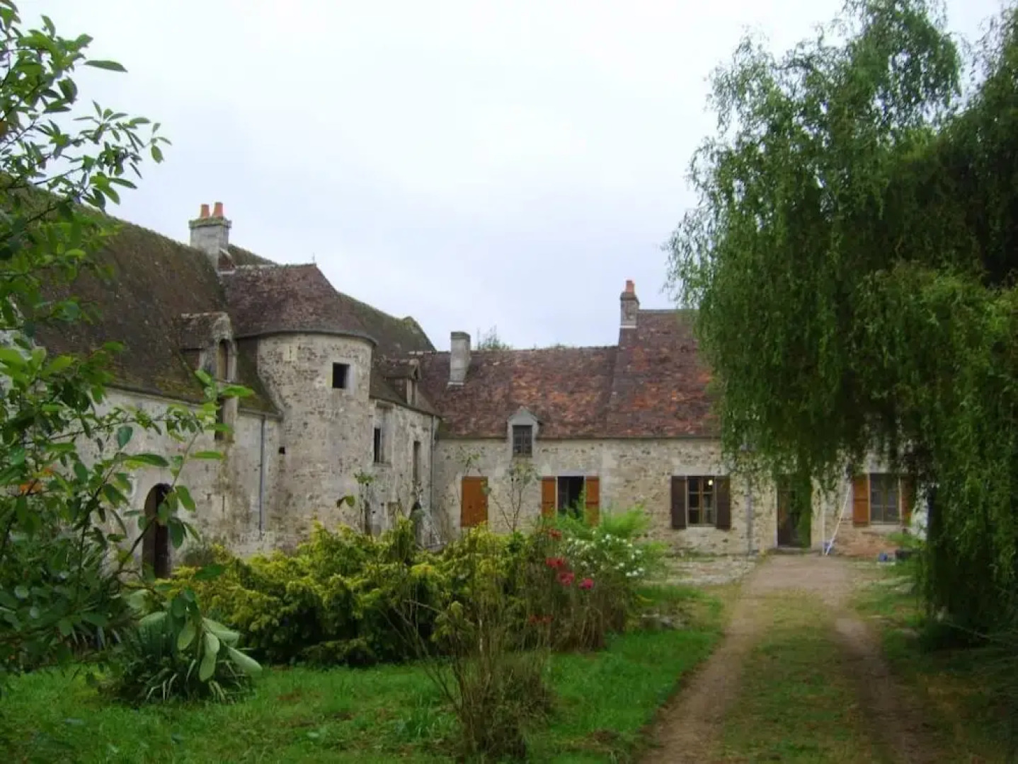 Ferme-Château de Cordey & SPA