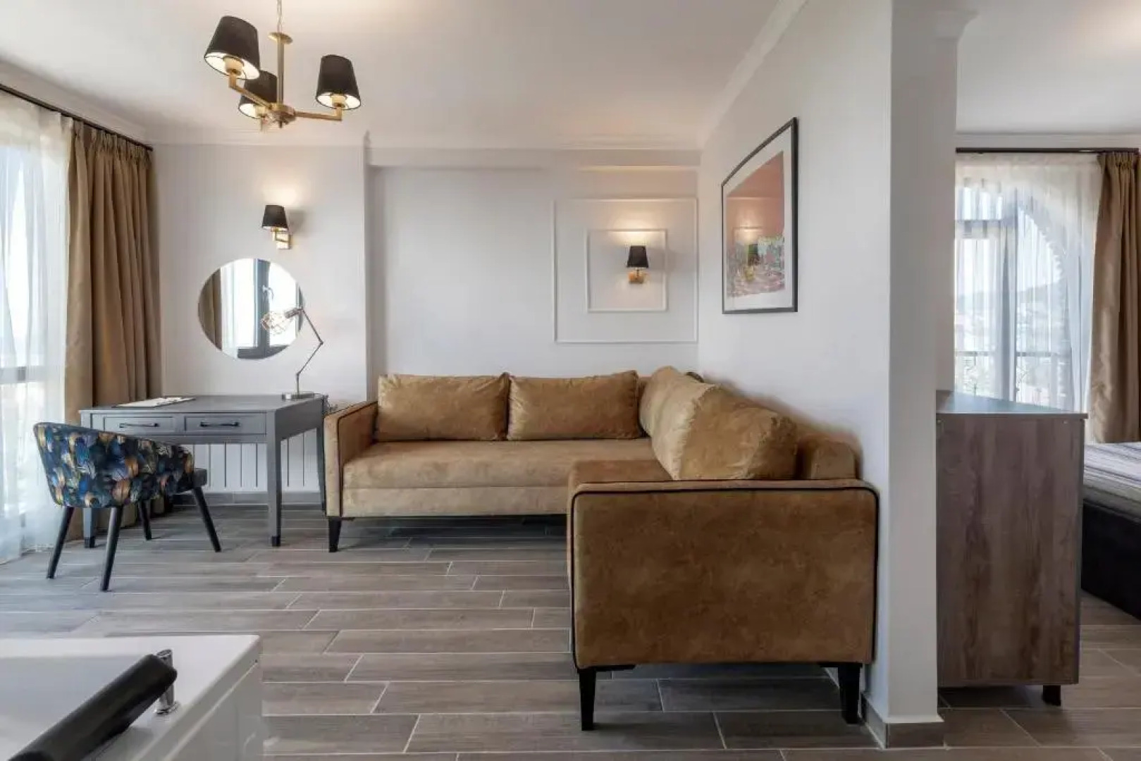 Lagun Castle Hotel&Spa