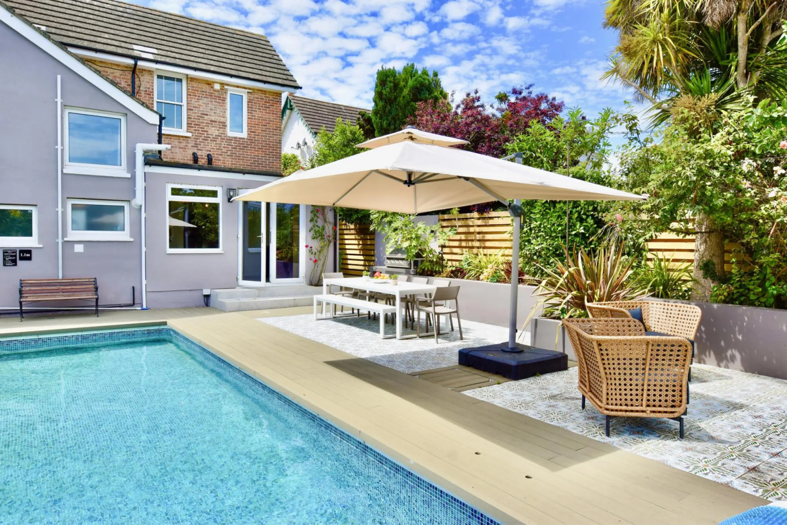 Blenheim House a Seaside Home for 12