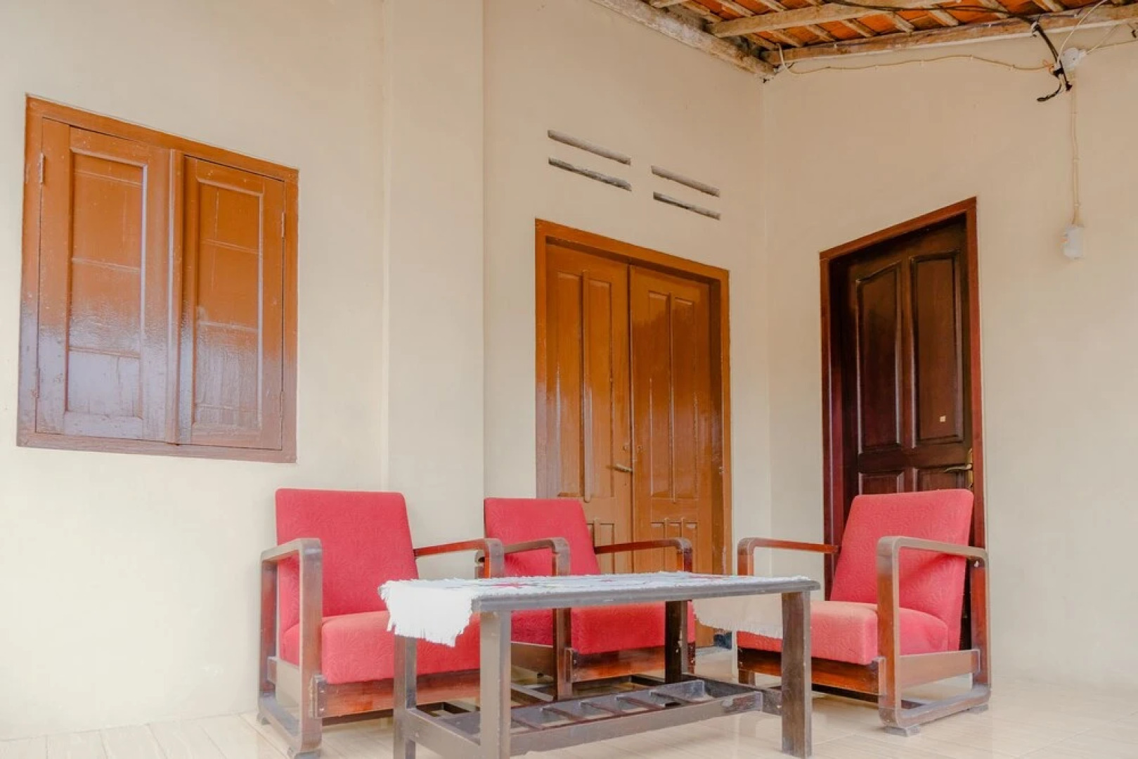 Panderman Residence by OYO Rooms