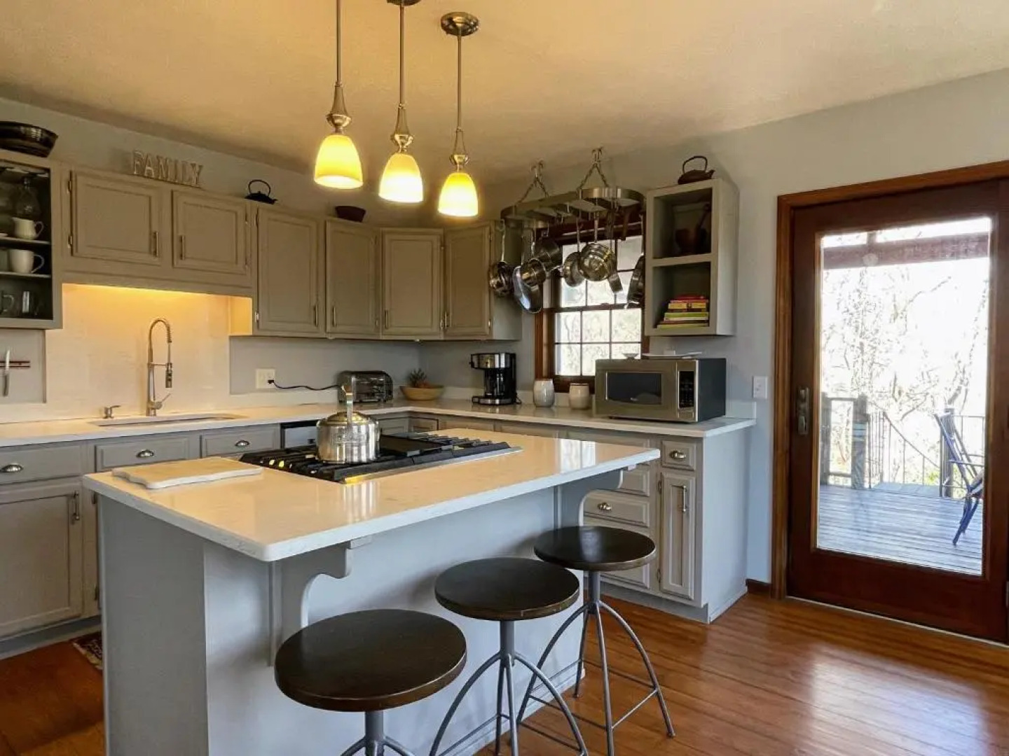 Grandfather Lodge - Incredible Views, Amazing Location