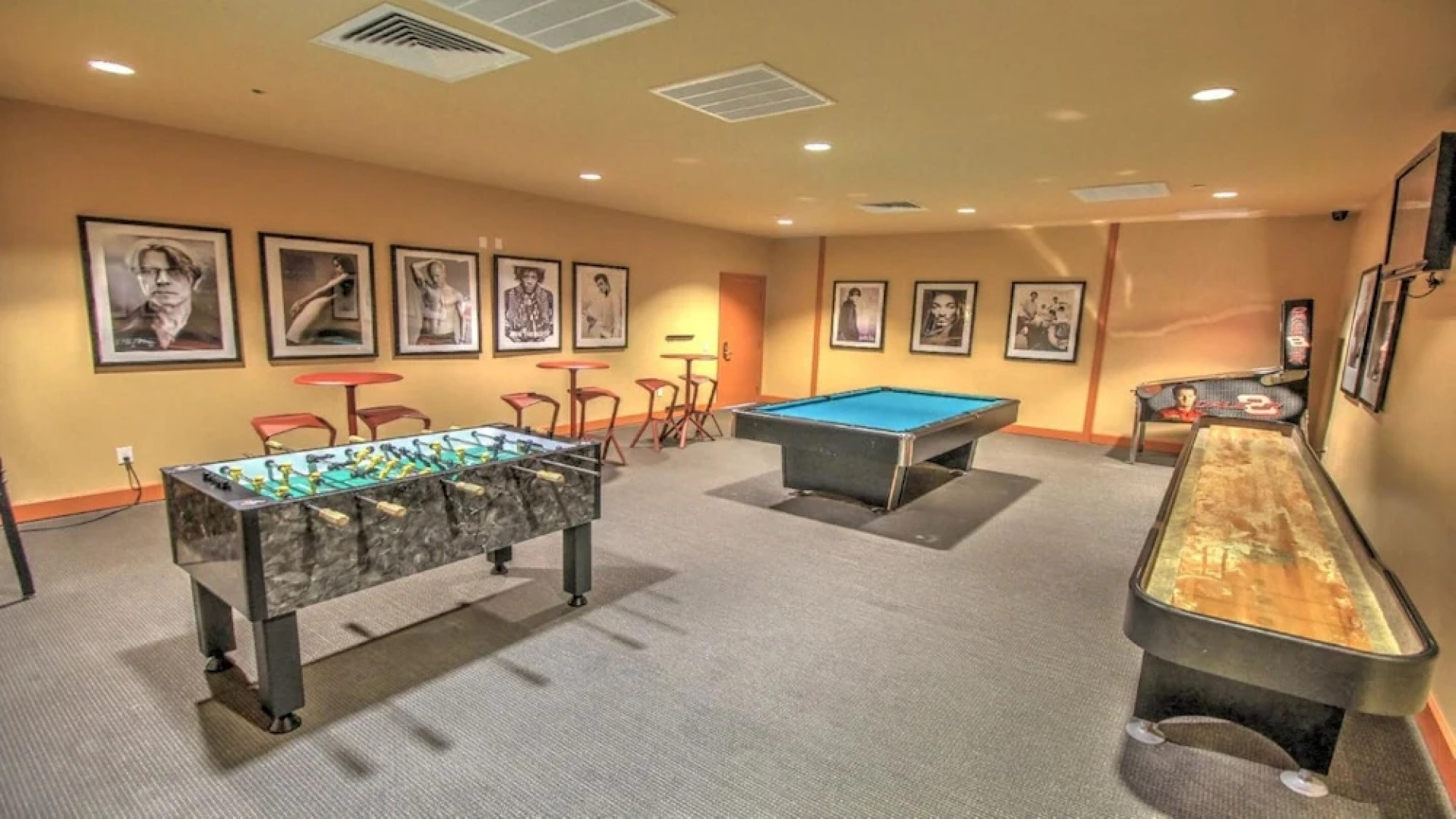 Sapphire Condominiums