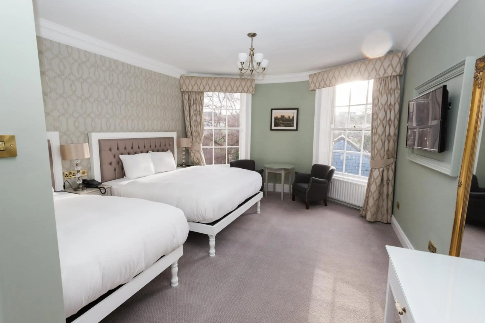 Stauntons on the Green