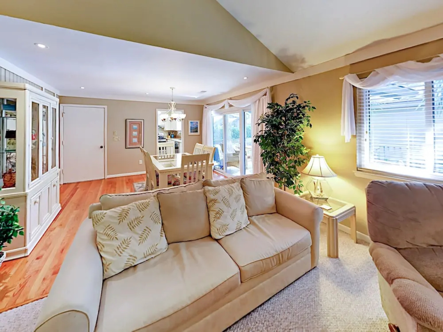 Sea Lavender Cottage 3 Bedrooms 2 Bathrooms Cottage