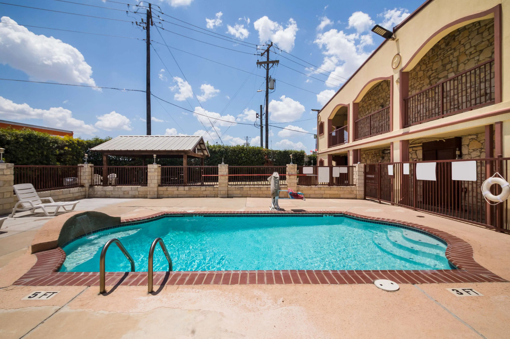 Americas Best Value Inn Buda Austin S