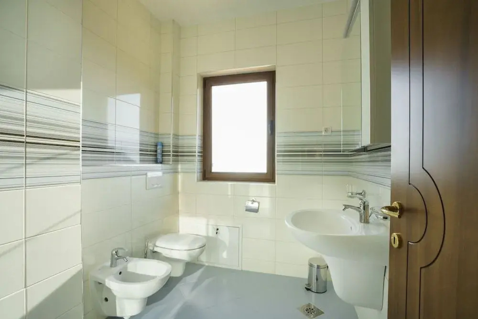 Sunbreeze Delux Vilas